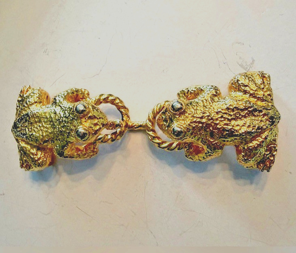1975 Mimi Di N Costume Jewelry Gold Tone Frog Belt Buckle Signed/Dated